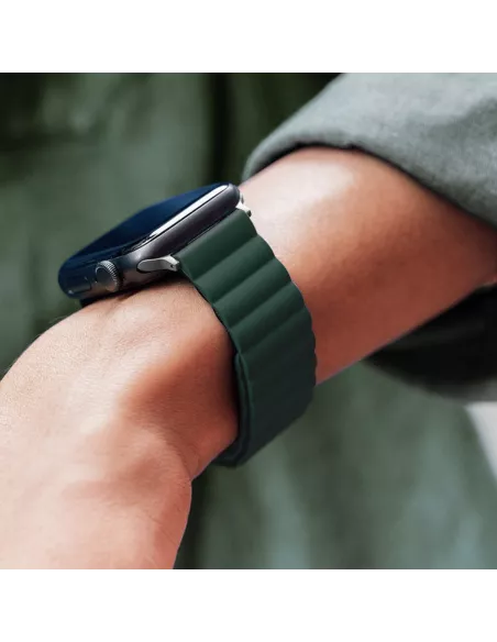 Bracelet Silicone à Fermeture Magnétique Apple watch 8, 7, 6, SE, 5...